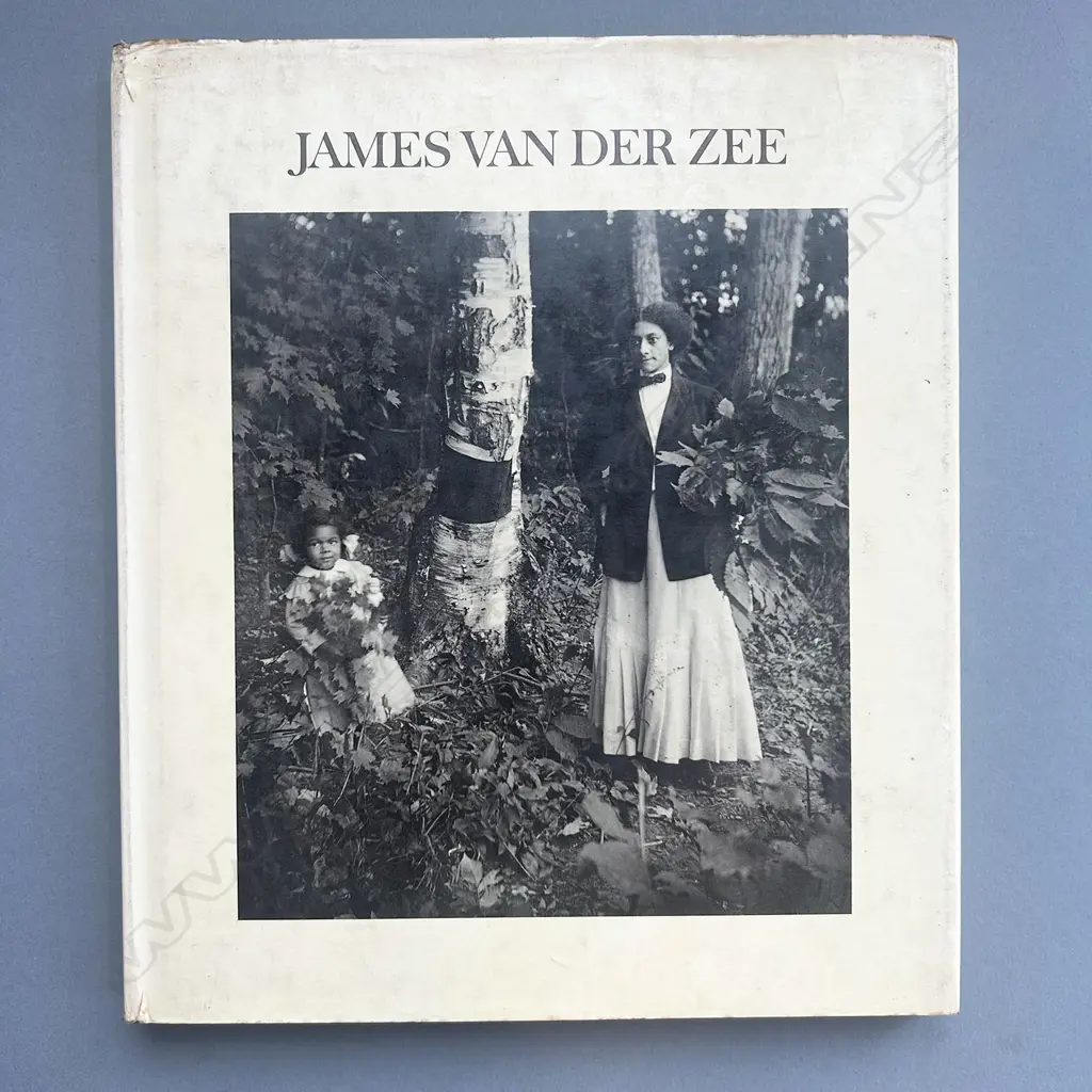 JAMES VAN DER ZEE Image 1++